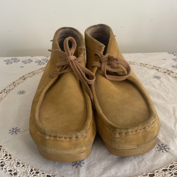 Clark’s chukka boots. Hard sole. Suede - Picture 2 of 5